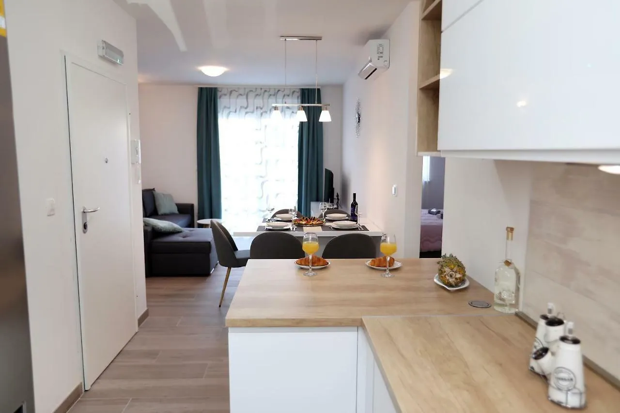 Apartment Little Marijeta Trogir