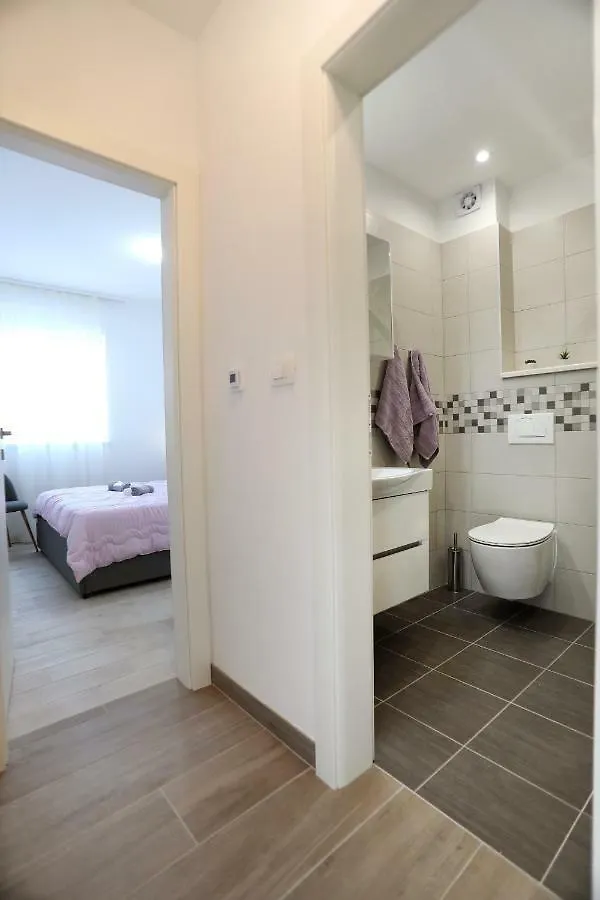 Apartment Little Marijeta Trogir